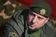 Алаудинов фразой «потянулся бы к пистолету» описал возможную встречу с похищенным блогером
