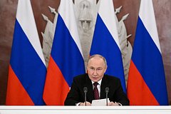Путин назвал ненужным мир с «лихорадочным рытьем окопов»