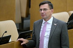 В Госдуме предложили сделать выходными рабочие дни между майскими праздниками
